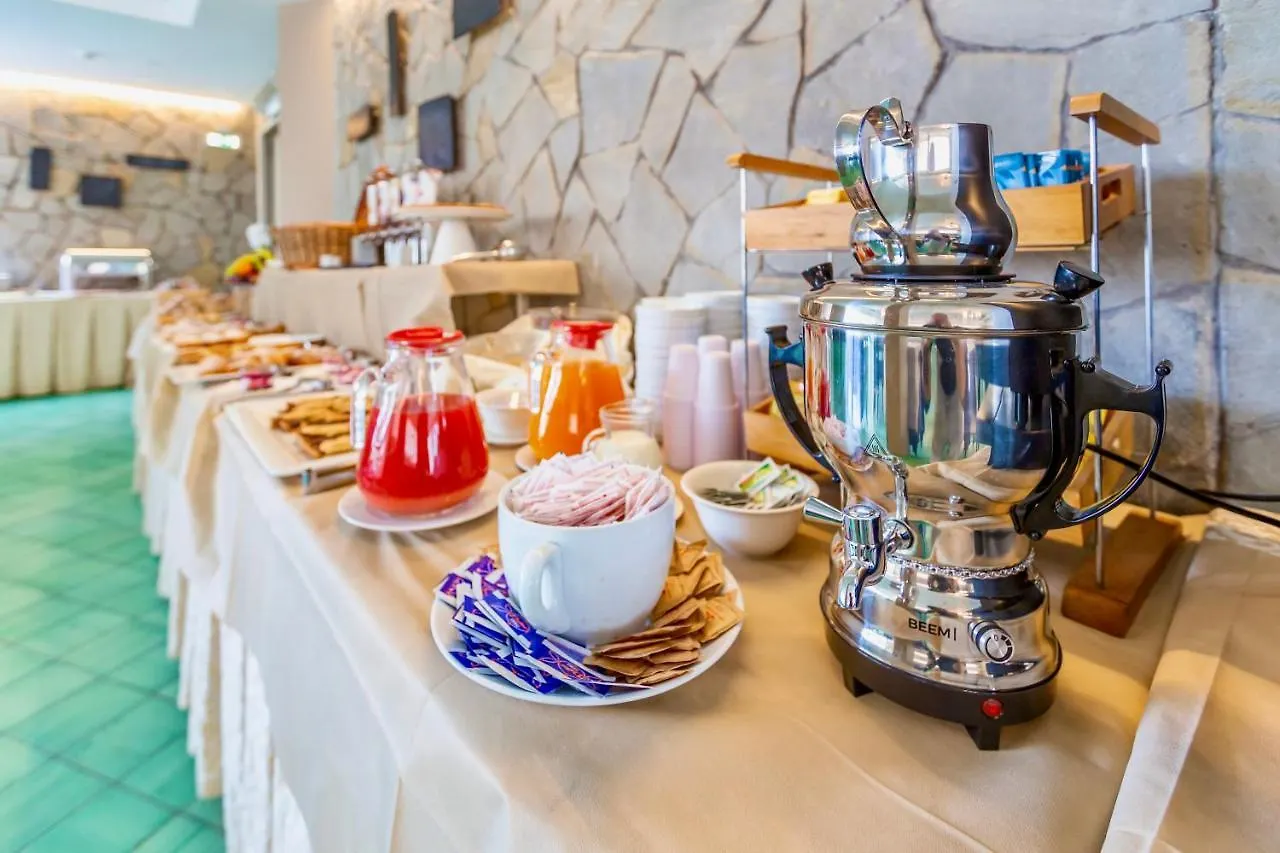 ***  Hotel Airone Римини Италия