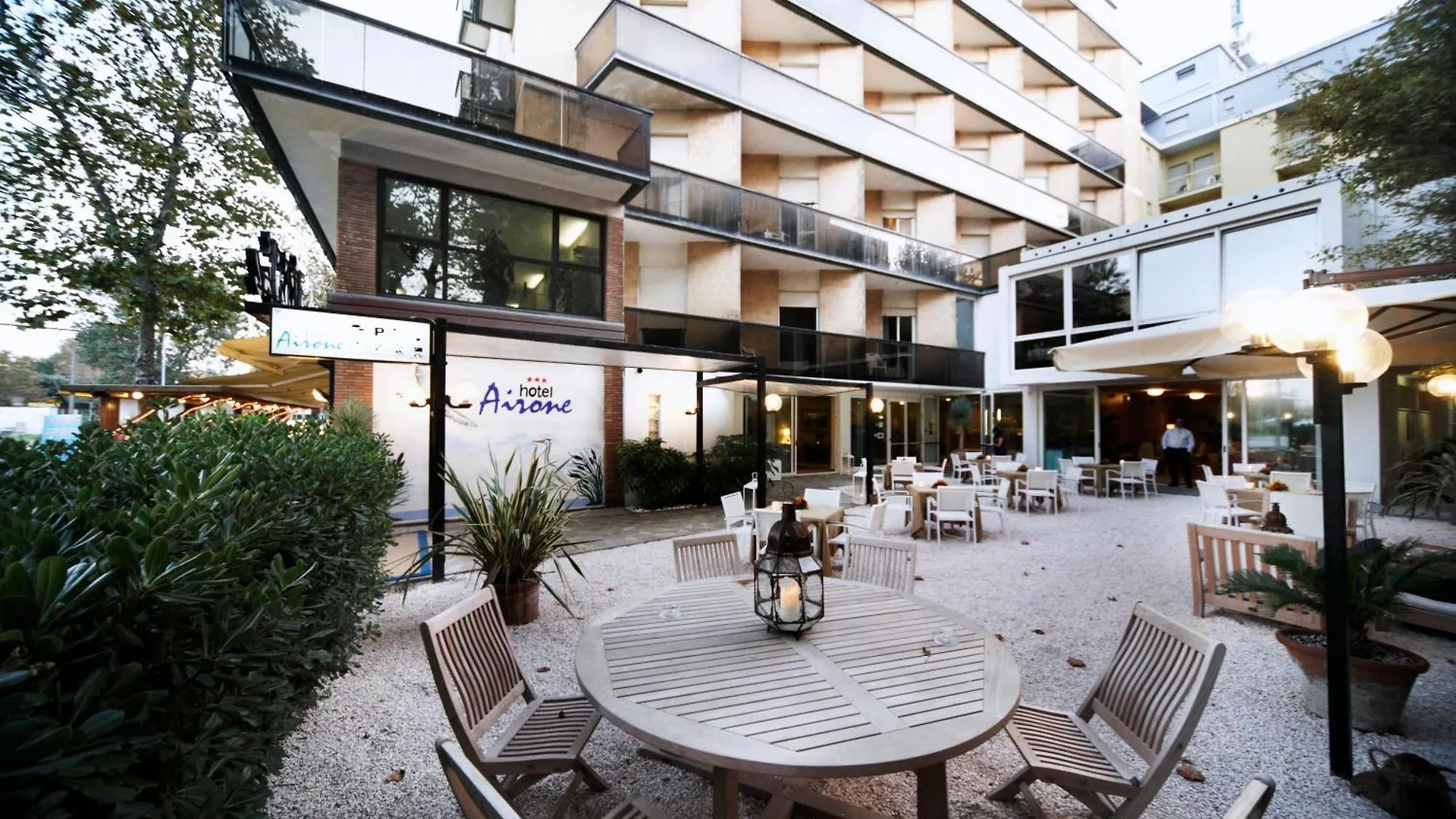 Hotel Airone Римини